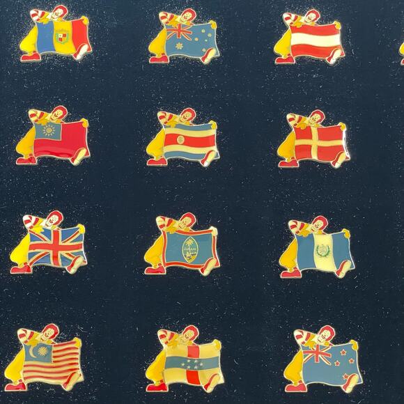 McDonalds 30th Birthday Commemorative Pin Set Vintage 1985 World Flags READ - Picture 10 of 16